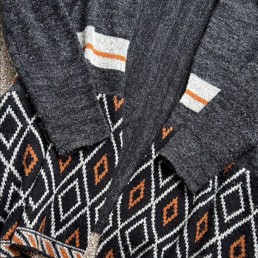 Young Threads Aztec Cardigan Sweater, Size Small - Picture 4 of 7